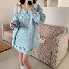 立体花朵针织马甲+毛衣外套+半身裙三件套女温柔风2025秋冬穿搭