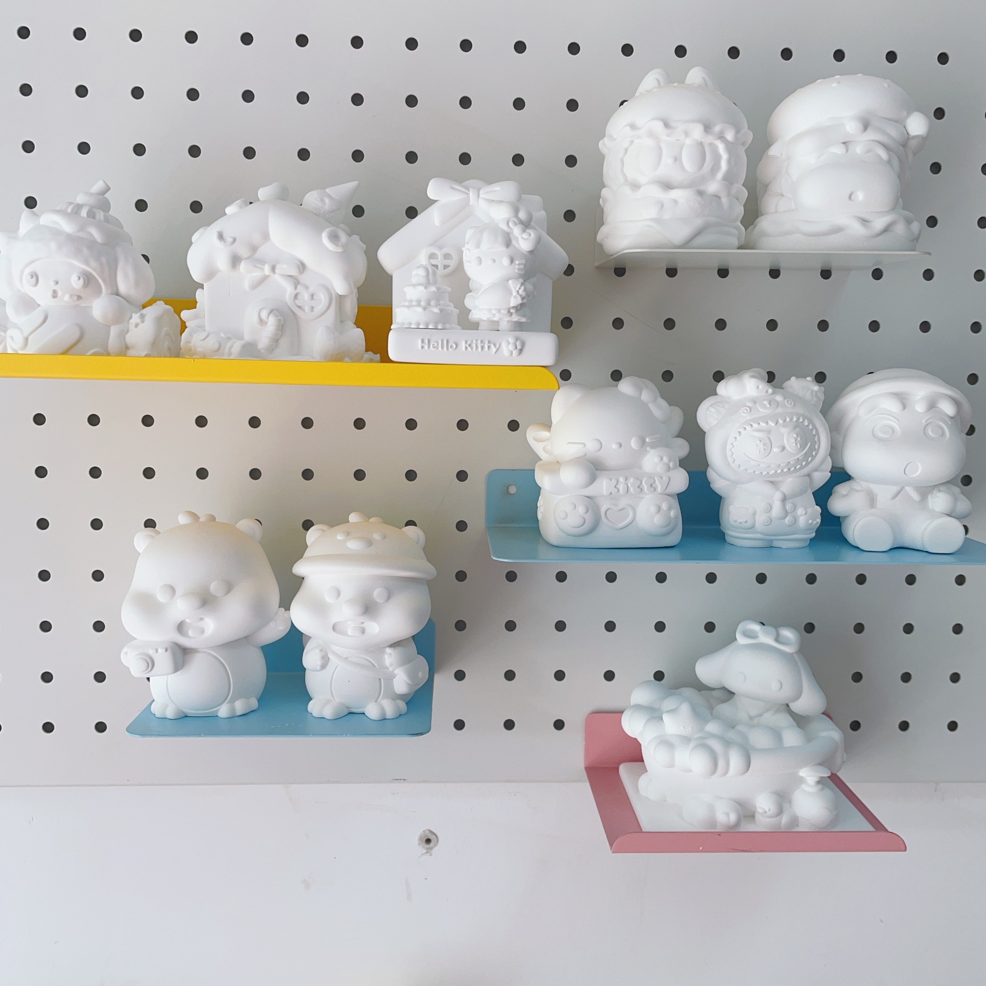 Nuevas muñecas de banda magnética fragrante pequeñas nuevas telas de tela recubiertas tridimensionales adornos creativos regalos hechos a mano