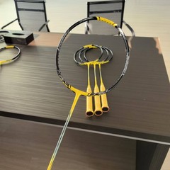 二次成形6.2無標準版1000z全炭素バドミントンシングル40t中棒4u超軽量35ポンド