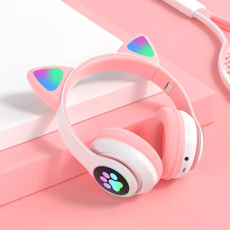 Las orejas de gato auricular luminoso STN-28 niñas lindo e-sports juego inalámbrico transfronterizo auricular Bluetooth auriculares