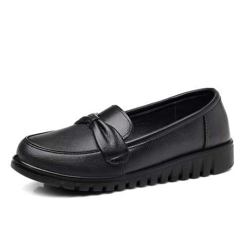 Spring shoes low top solid color round toe daily loafers live delivery mom shoes waterproof and oil proof soft leather shoes