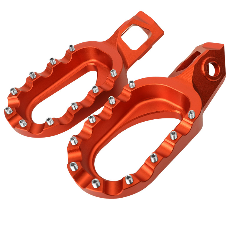 The general version of the studded pedal is suitable for KTM Huswana GAS GAS EXC EXC-F SX FE 24