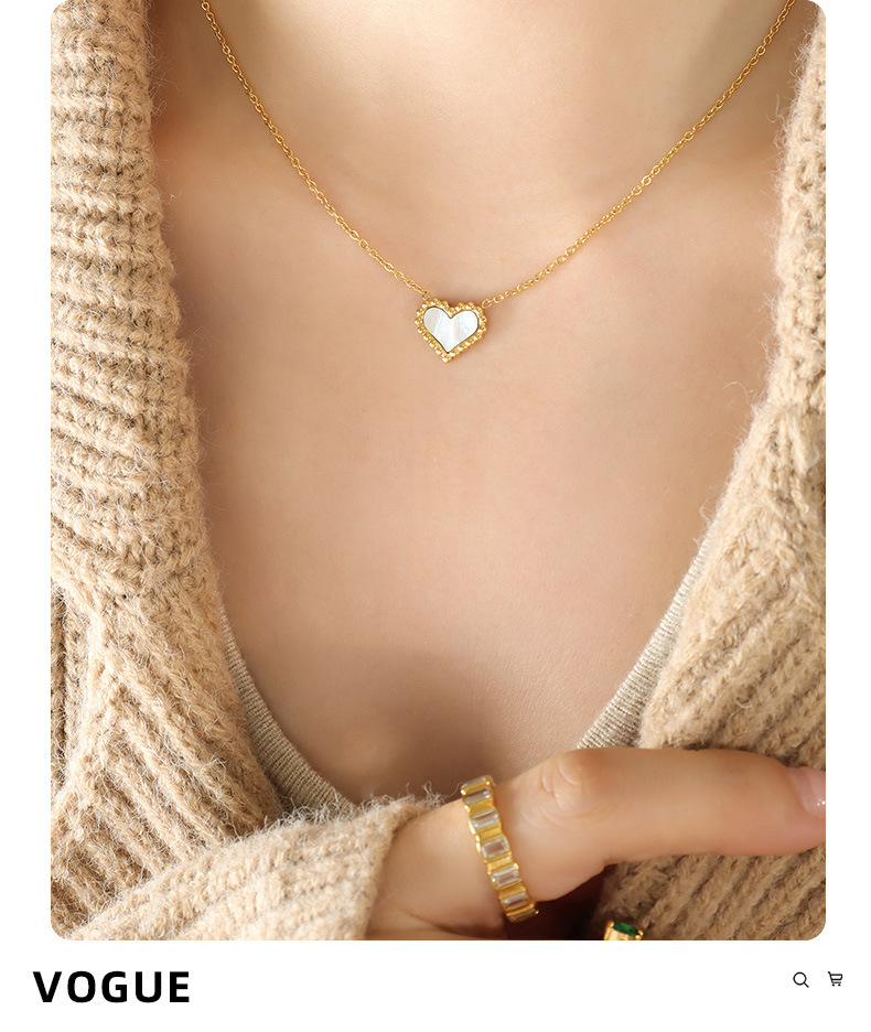 Elegant Heart Shape Titanium Steel Inlay Shell Necklace 1 Piece