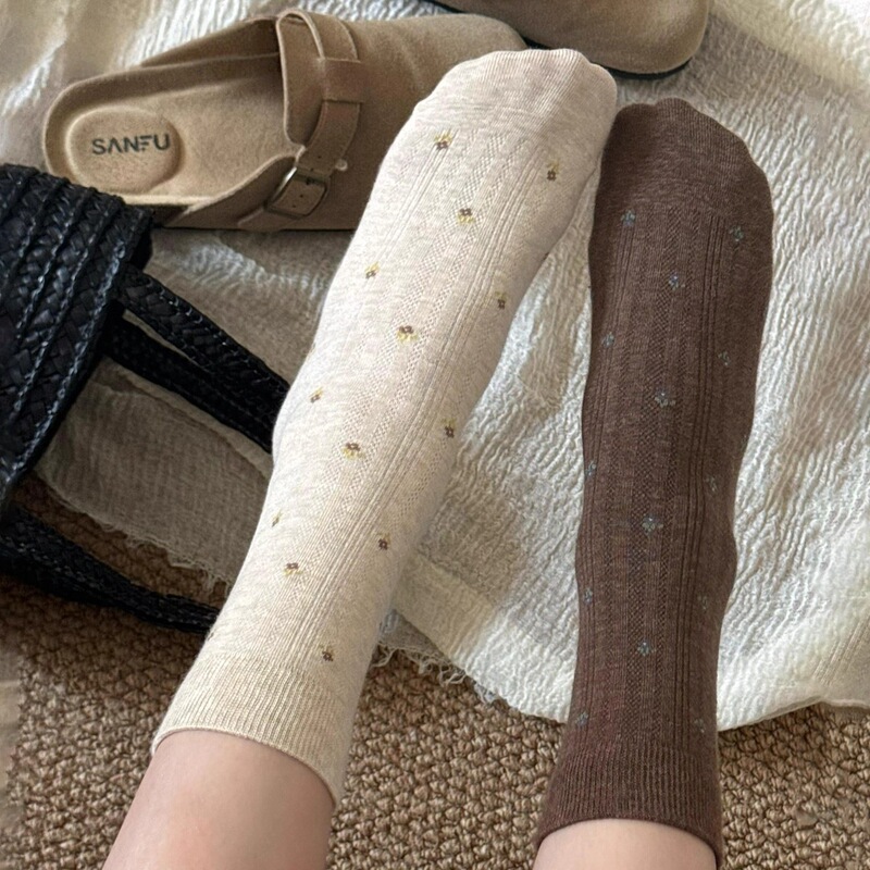 Maillard Socks Women's Mid-Calf Socks Spring & Fall Pure Cotton Yarn Brown Floral Retro Pile Socks with Birkenstock Shoes