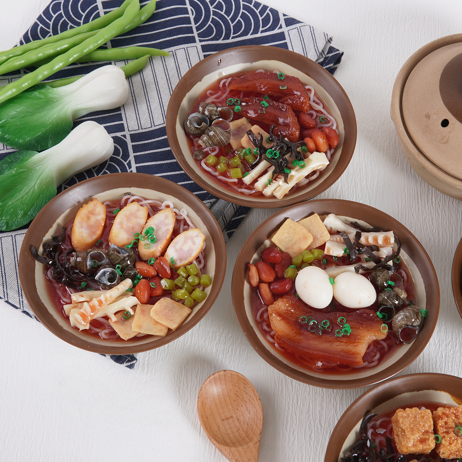 PVC仿真大碗螺蛳粉橱窗展示摆件大碗食玩1：1商用假食物模型道具