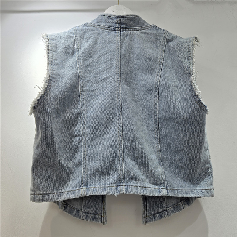 Nuevo estilo americano de estilo retrógrado corte de moda delgada industria pesada hebilla tridimensional sin mangas de cuello chaleco de mujer moda