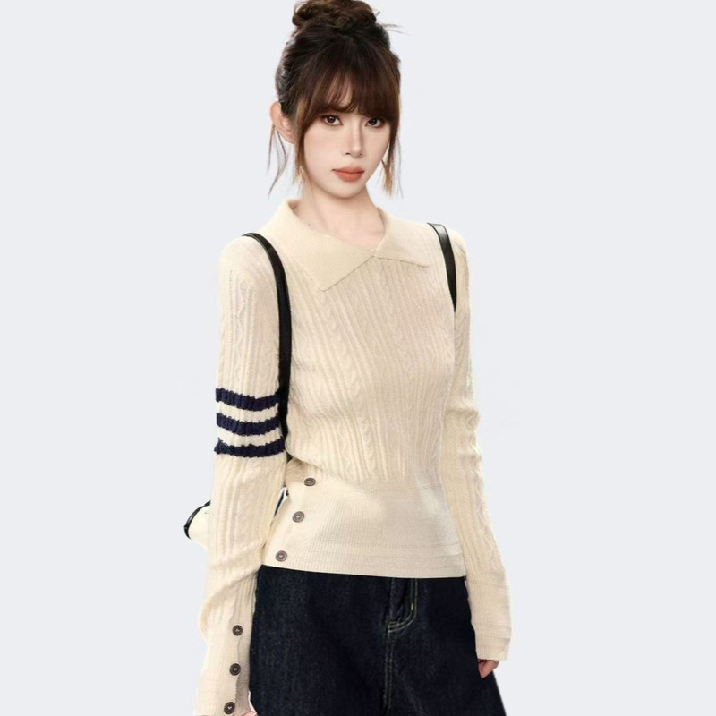 Casual Style High Collar Long-Sleeved Knitted Sweater for Women, Autumn and Winter 2026 Style, Waist-Cinching Inner Layer Pullover Top