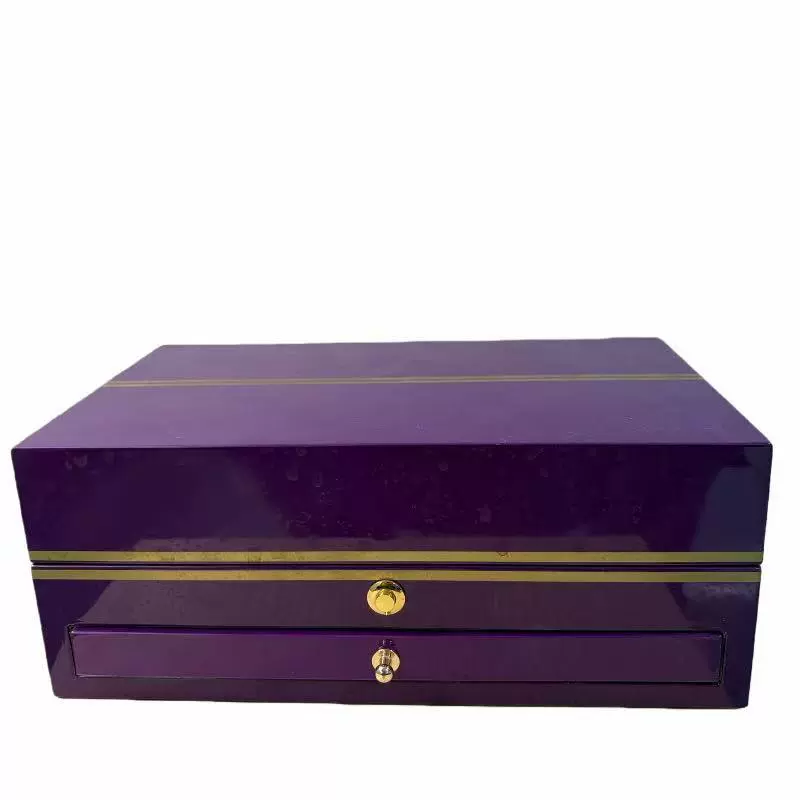 珠宝首饰木盒生产  高亮光漆外盒  内盒是绒布内饰