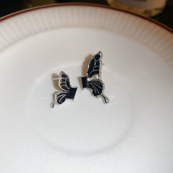 203# Silver Needle-Black Butterfly.