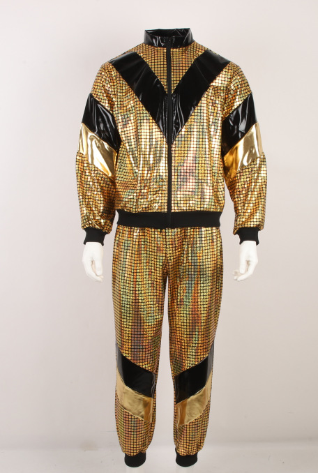 Спортивная одежда в золотой клетку (глянцевая)