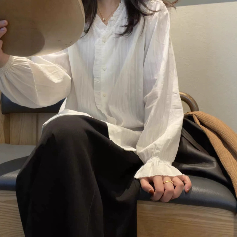 In stock} Korean-style commuter high-end lace shirt layered shirt autumn new fashion textured top for women In stock} Korean-style commuter high-end lace shirt layered shirt autumn new fashion textured top for women