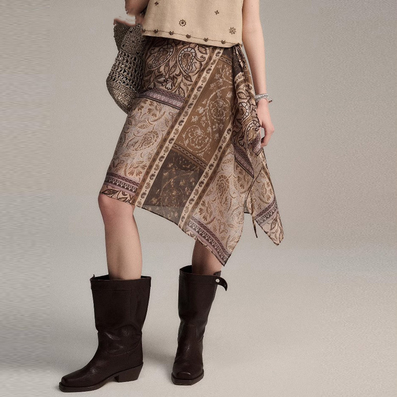Silk Scarf Skirt for Women, Layered for a High-End Look, Covering the Buttocks and Waist, Paired with Jeans and an Asymmetrical Hem Half-Skirt