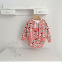 ins韩版婴儿针织毛衣套装女宝宝樱桃提花开衫外套背带哈衣两件套