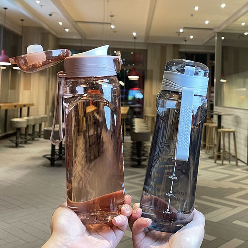 Large-capacity sports water cup, portable plastic cup, student portable cup, direct drinking cup, men's drop-proof and leak-proof space cup