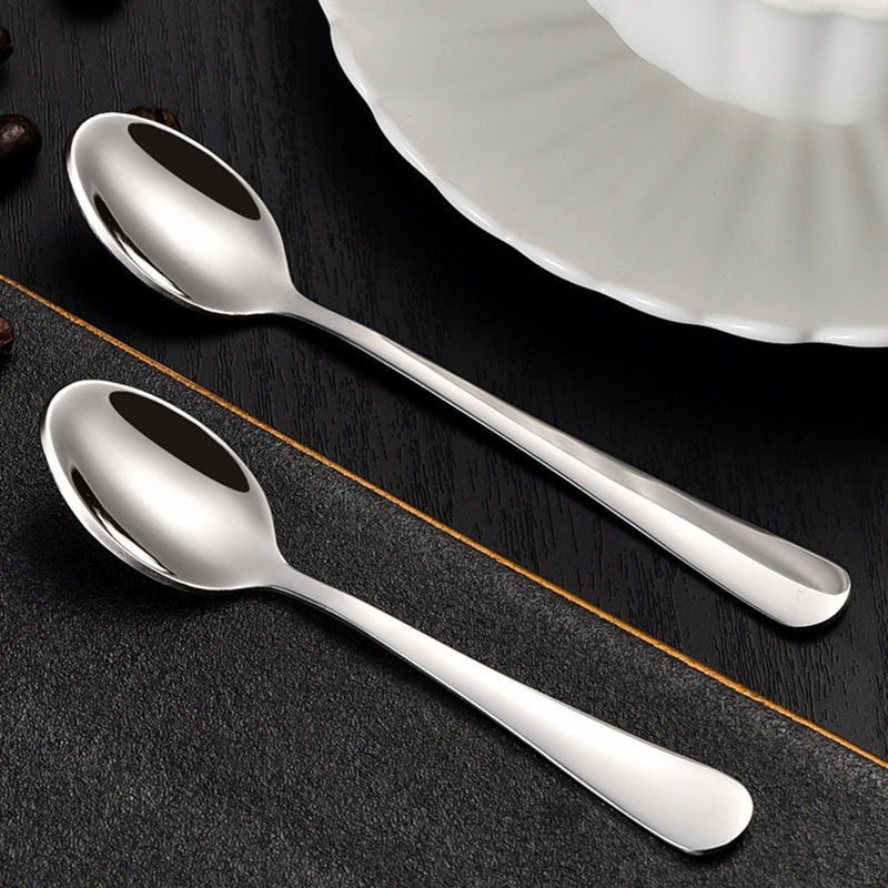 Cuchara de acero inoxidable 1010 Cuchara de postre Cuchara de café Cuchara de condimento pequeña Mini Cuchara de condimento Cuchara pequeña de alto valor