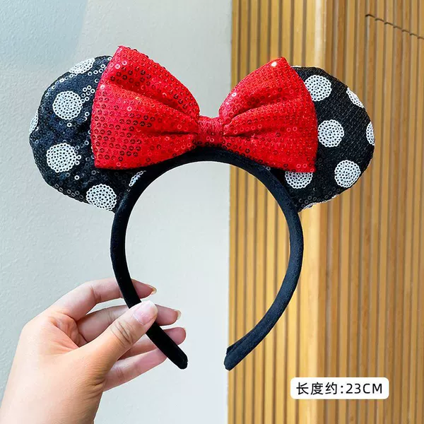 Nail sequins with bow