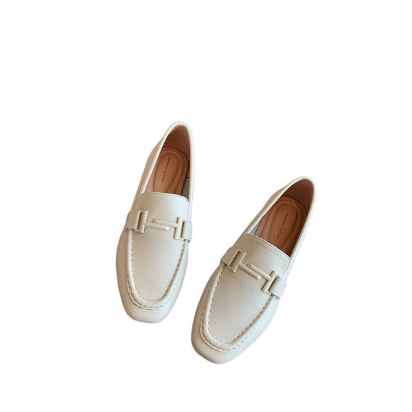 Universal shoes for summer and autumn