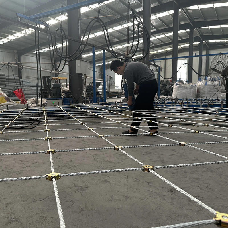 Sistema de protección pasiva Red de protección de pendiente de montaña Red de suelo sólido contra deslizamientos de rocas Red de protección de pendiente pasiva activa estándar nacional