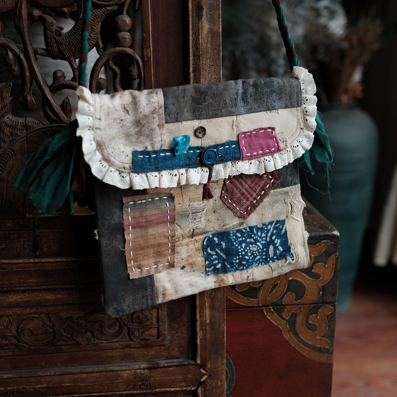 Little Mud Girl Vintage Artistic Crossbody Flap Patchwork Handmade Quilted Bag Versatile B095 Little Mud Girl Vintage Artistic Crossbody Flap Patchwork Handmade Quilted Bag Versatile B095