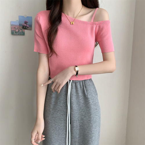 Summer 2023 new slant collar short-sleeved T-shirt for women ins trendy design niche short sexy off-shoulder knitted top