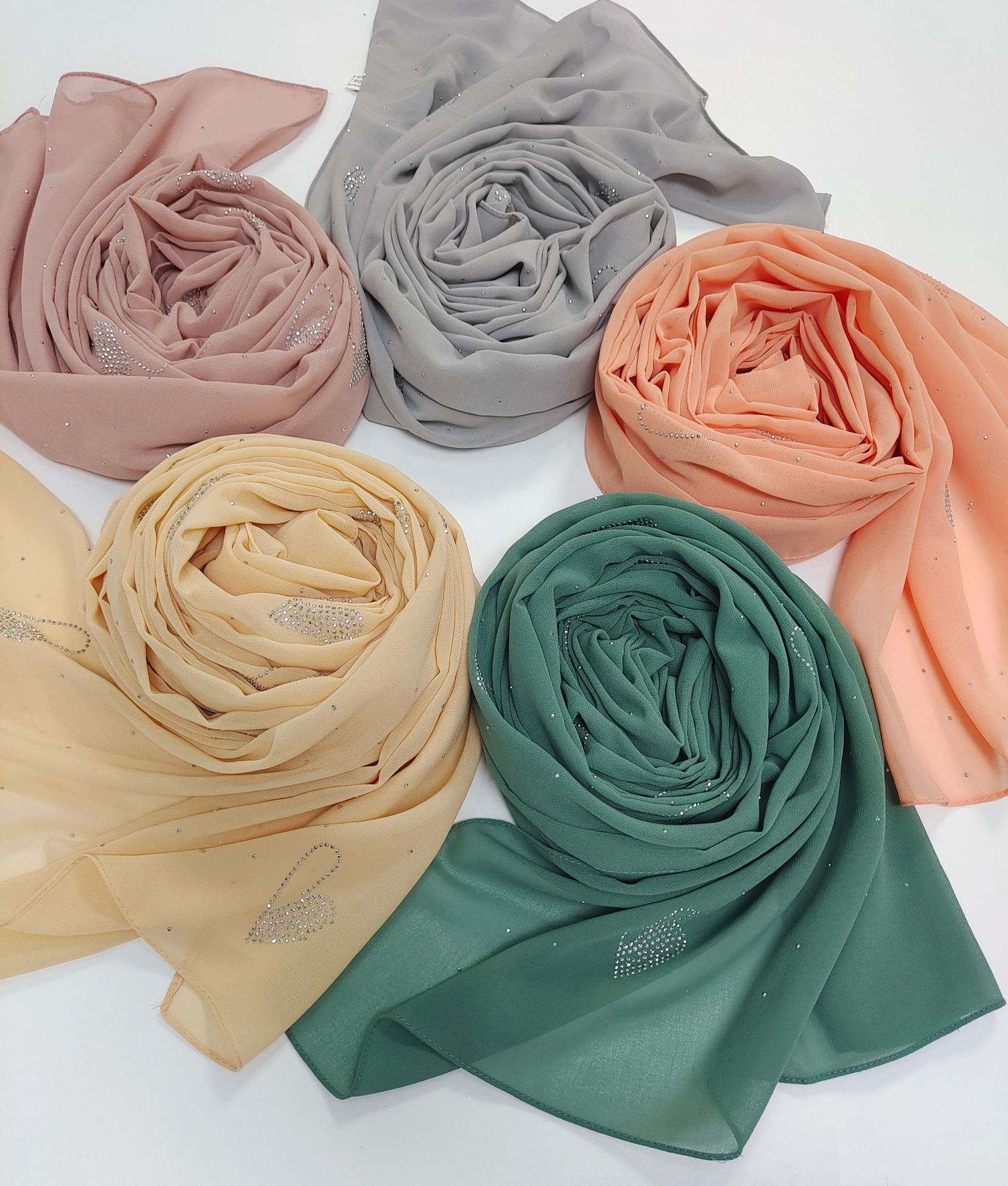 新款純色珍珠雪紡長巾燙鑽愛心圍巾回族紗巾中東頭巾穆斯林hijab