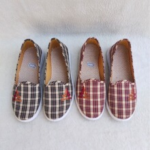 2025春秋新款老北京布鞋牛筋加厚软底一脚蹬女布鞋现货低价地摊鞋