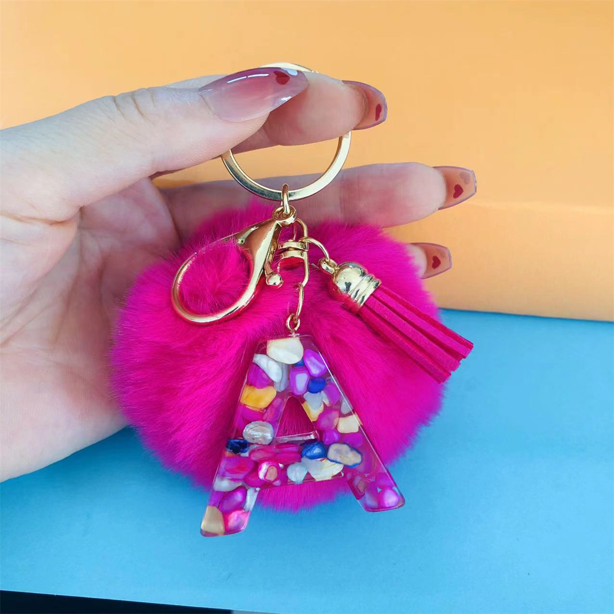 32g Weight Bag Pendant, Keychain Classification 1 Piece Quantity Holiday, Party Occasion Resin Material Letter, Hairball Pattern Unisex Gender Simple Style, Commute Style Simple Style Commute Letter Hairball Resin Unisex Bag Pendant Keychain 3