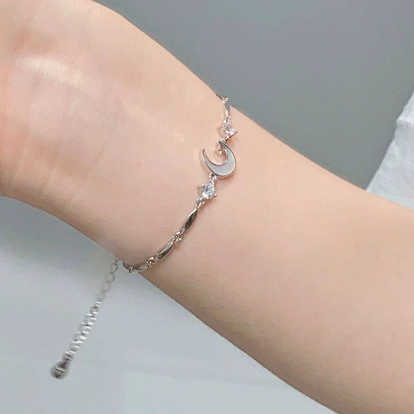 Moon bracelet