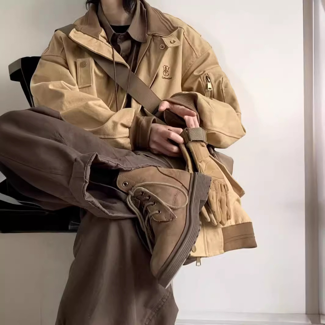 Estilo japonés retro bordado Diseño ropa de trabajo chaqueta de los hombres y las mujeres de Primavera y Otoño Nueva solapa suelta de color a juego Chaqueta de traje de vuelo