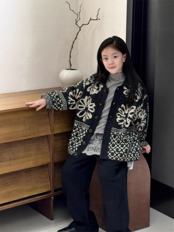 女童毛衣开衫2025春秋装新款儿童春装宽松上衣洋气中大童时髦外套|undefined