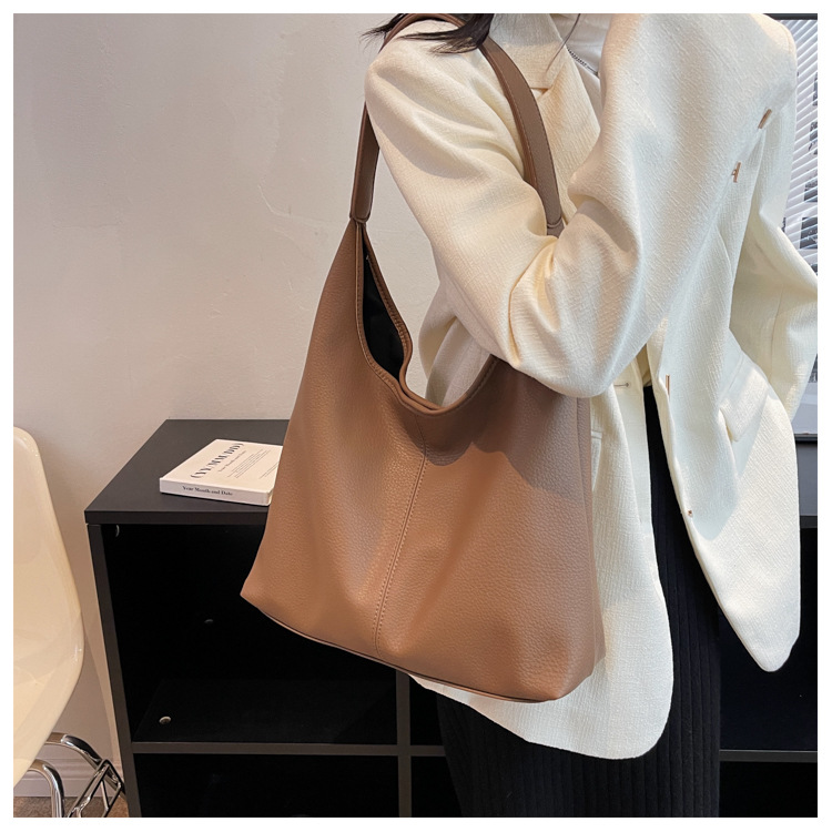 Sınır ötesi dış ticaret kaynak fabrikası büyük kapasiteli anne-kız çantası kadın 2026 yeni moda tek omuzlu günlük kullanım çantası
