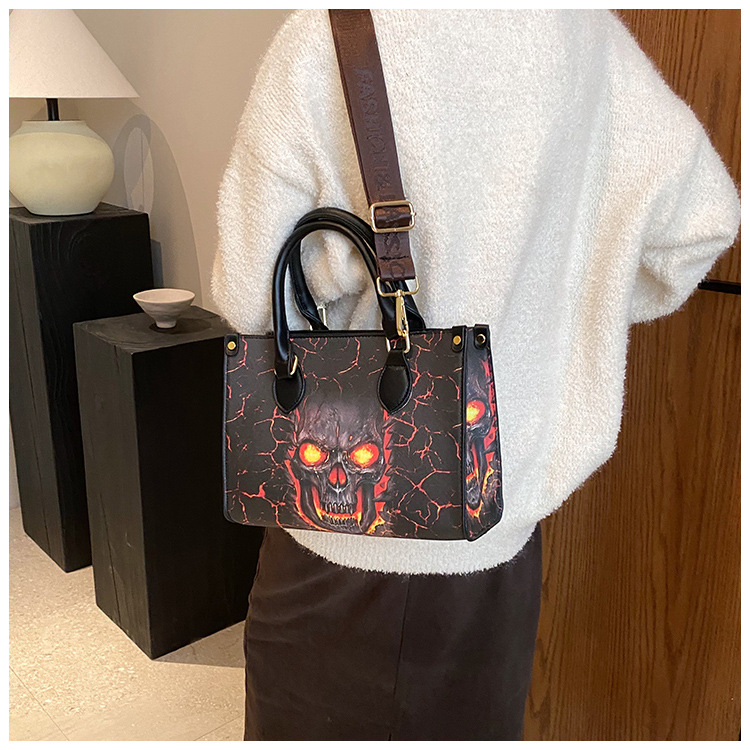 Large Size Halloween Women's Large Pu Leather Skull Streetwear Square Zipper Tote Bag
