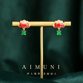 耳环;项链;耳钉