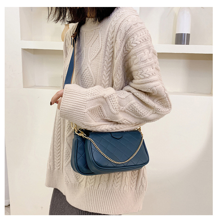 Fashion Three-in-one Chain Shoulder Messenger Small Square Bag Wholesale display picture 11