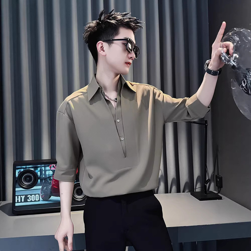 Trendy V-Neck Men's Short-Sleeve Shirt with a Cool Vibe, Ice Silk Fabric, 2025 New Summer High-End Style Half-Sleeve Top
