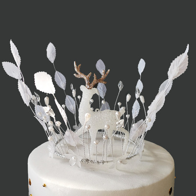 白色树叶小鹿蛋糕装饰皇冠生日场景装饰摆件烘焙头饰手工珍珠饰品