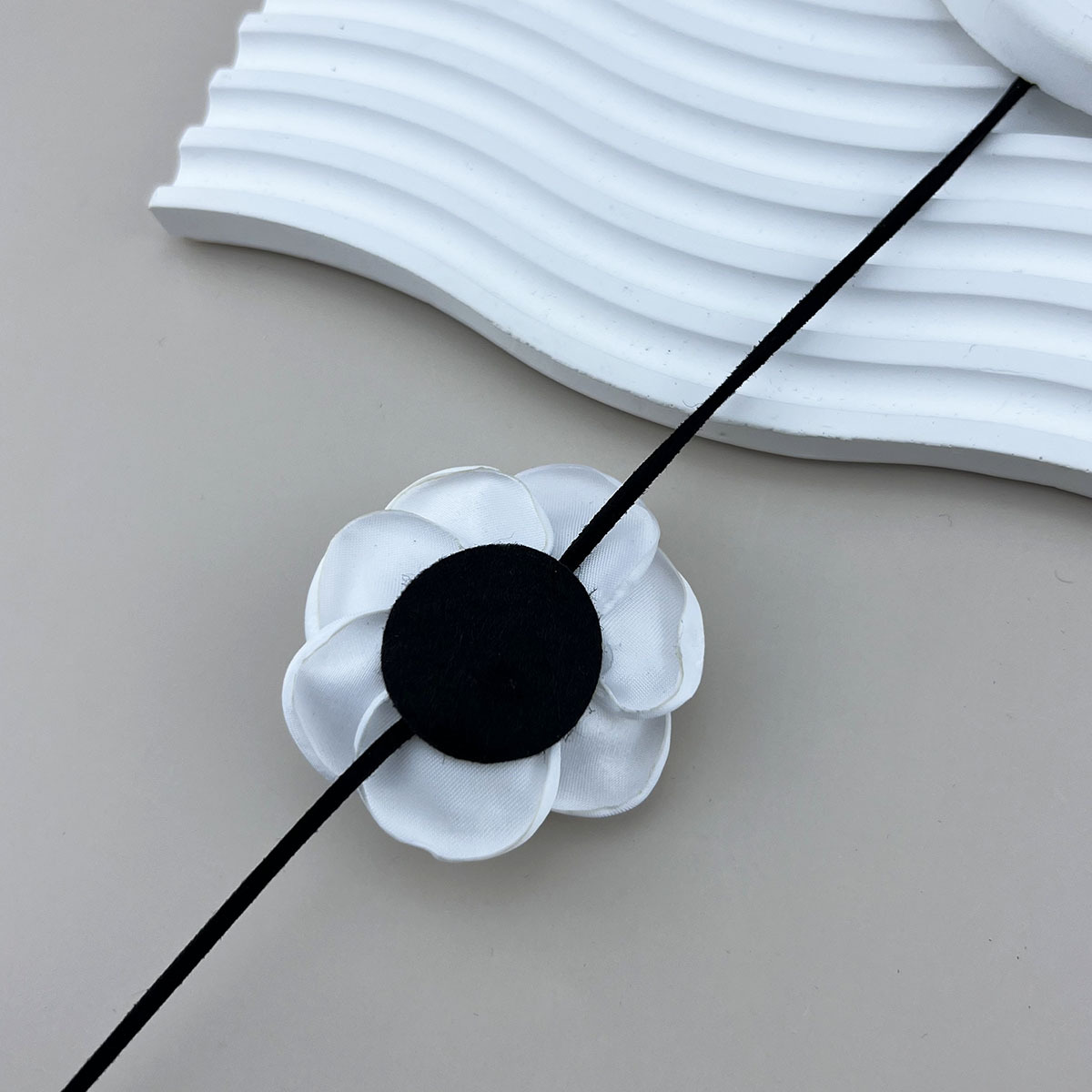 5g Weight Choker Classification Cloth Chain Material 1 Piece Quantity Holiday, Daily Occasion Gauze Material Flower Pattern Women's Gender Elegant Style Elegant Flower Gauze Choker Wholesale 10