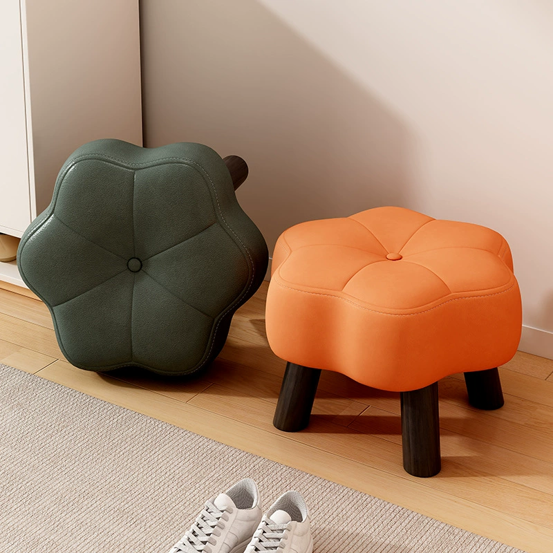 Маленький табурет для домашнего использования, модный цветочный табурет, креативный низкий табурет для журнального столика, подставка для дивана, маленькая скамейка с мягкой упаковкой, детский табурет для смены обуви.