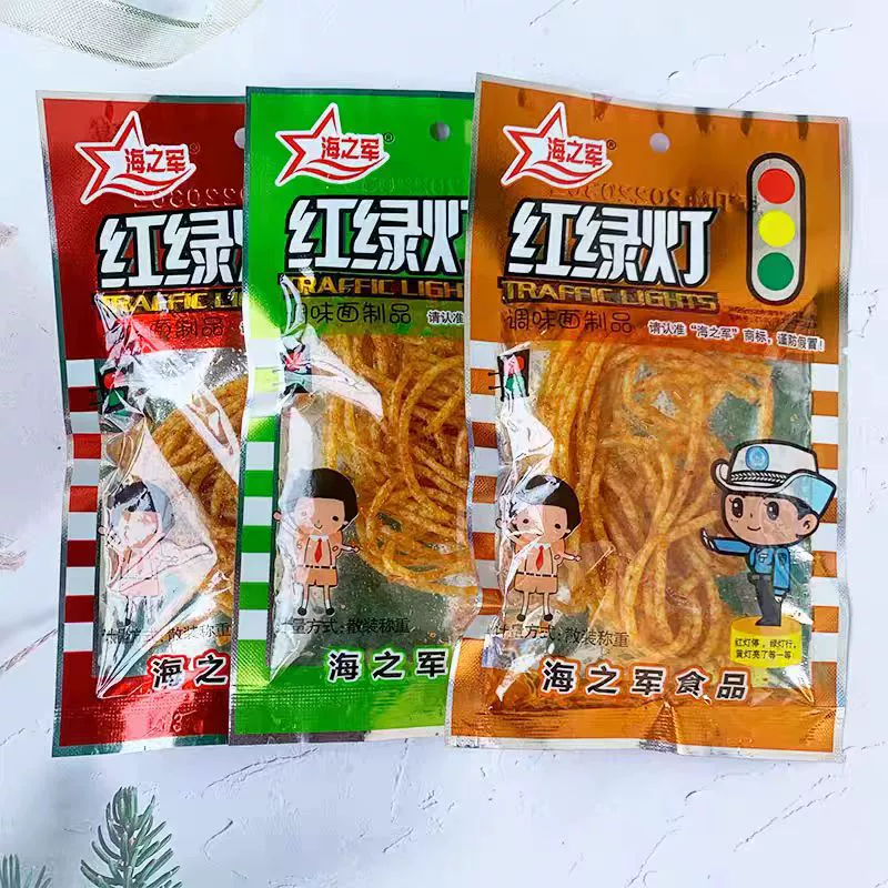 Снэк (Sea Army) Светофорные острые ломтики — Chongqing-стиль ностальгической острой лапши, 25 г, красно-зелёный набор