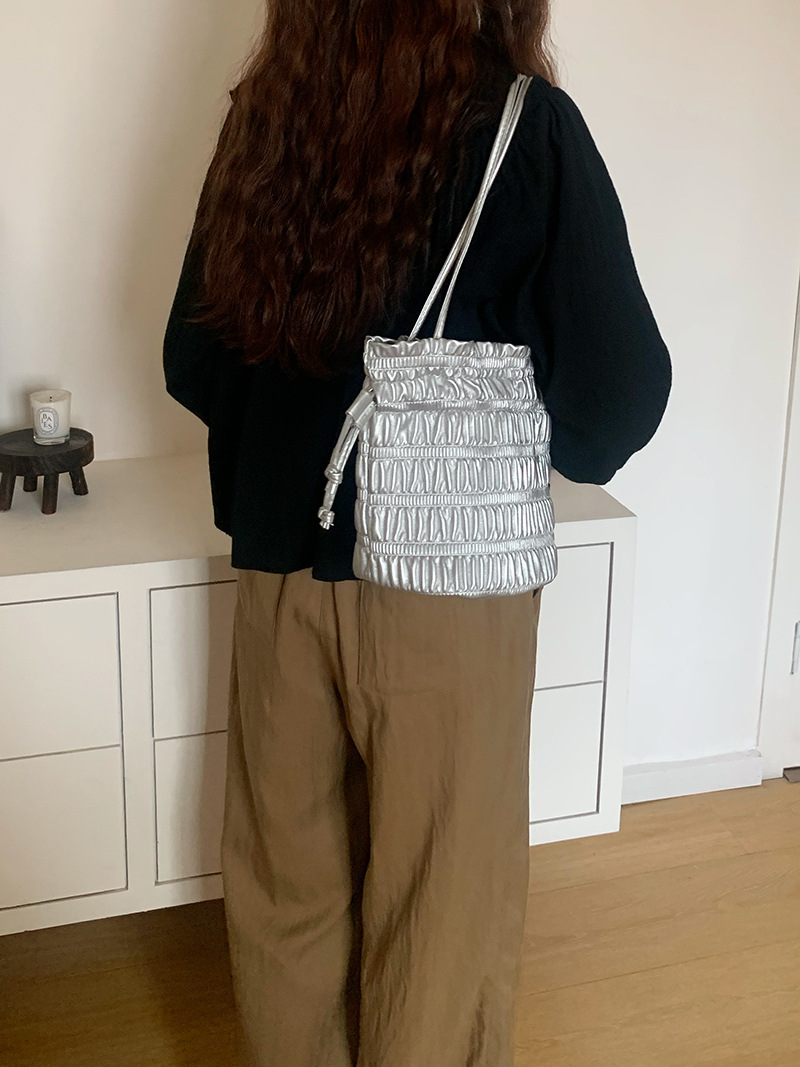 Korean INS niche design, gentle soft leather pleated drawstring bucket bag, one shoulder fashionable texture, silver_voghion.com