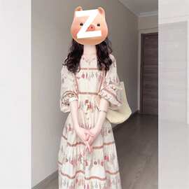 2025秋季新款时尚甜美法式碎花连衣裙女小众设计感轻奢长裙子别致