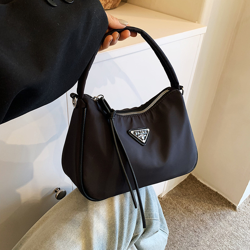 Cross-Border Minimalist 2026 New Commuter Shoulder Bag Versatile Handbag Crossbody Bag Underarm Bag Waterproof Nylon Bag Cross-Border Minimalist 2026 New Commuter Shoulder Bag Versatile Handbag Crossbody Bag Underarm Bag Waterproof Nylon Bag