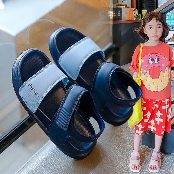 Children's fashionable sandals