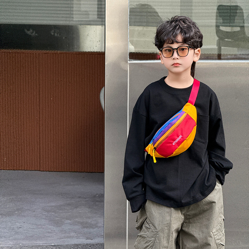 New children's chest bag, dopamine color-blocking, trendy and cool, small waist bag for boys and girls, lightweight outdoor crossbody bag