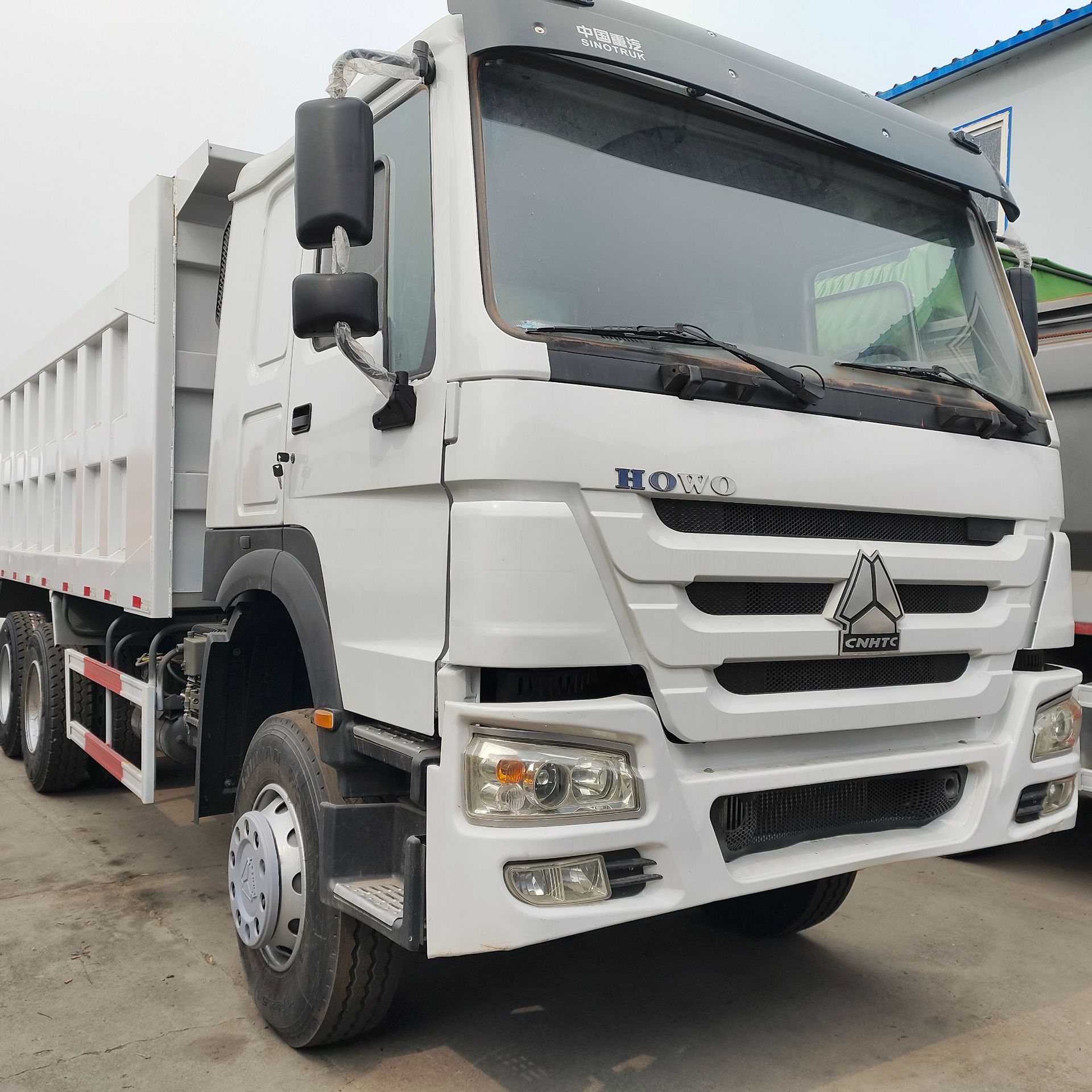 371 Horsepower Dirt Transport Self-Unloading Dump Truck, Delong Engineering Truck, Used Self-Unloading Dump Truck