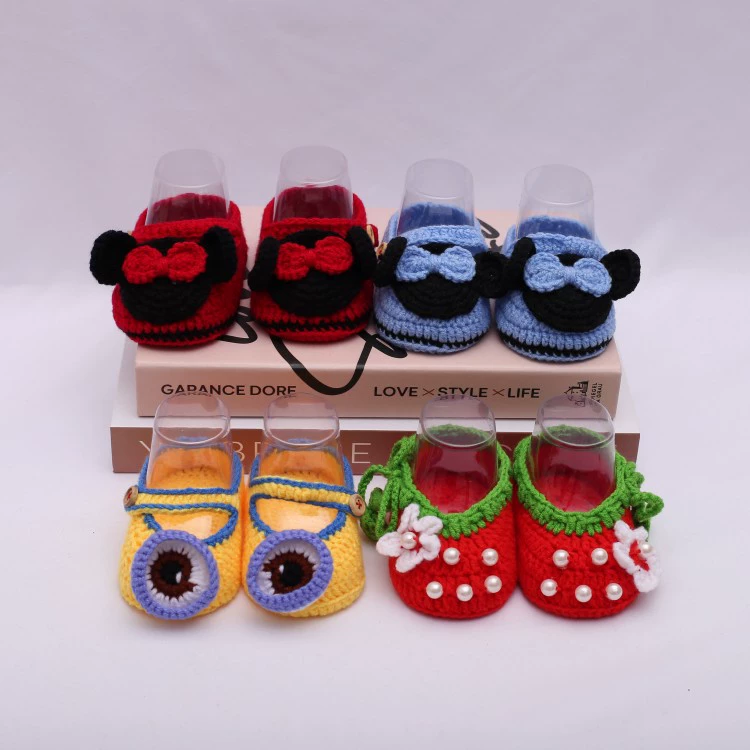 Детские ботинки ручной работы с вязаным крючком