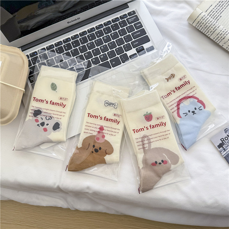 Spring and summer new cartoon pattern socks women's ins trendy mid-tube socks cotton soft waxy skin-friendly comfortable pile socks