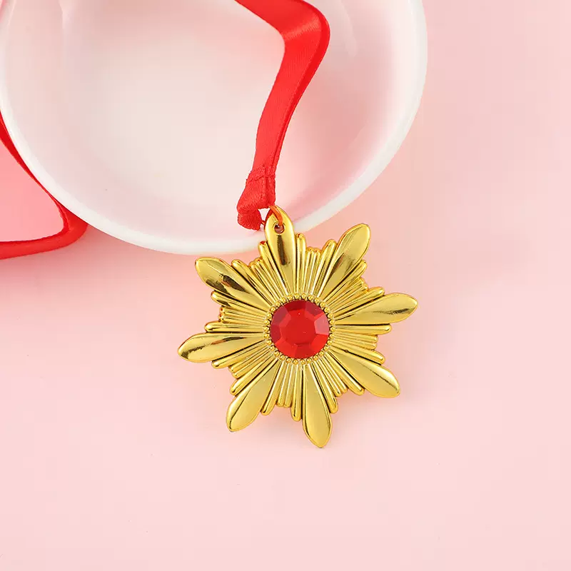 2025新款万圣节吸血鬼胸章 勇士胸章 万圣节道具僵尸勋章金色胸章