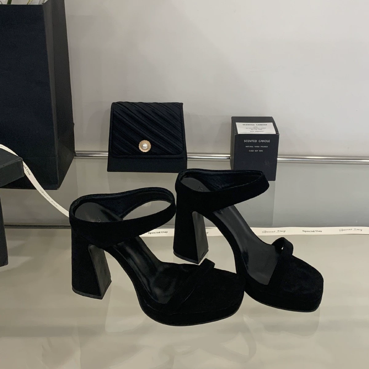 Новые сексуальные сандалии для женщин, летняя верхняя одежда, сандалии на толстом каблуке с квадратным носком и открытым носком, водонепроницаемая платформа на очень высоком каблуке 11 см