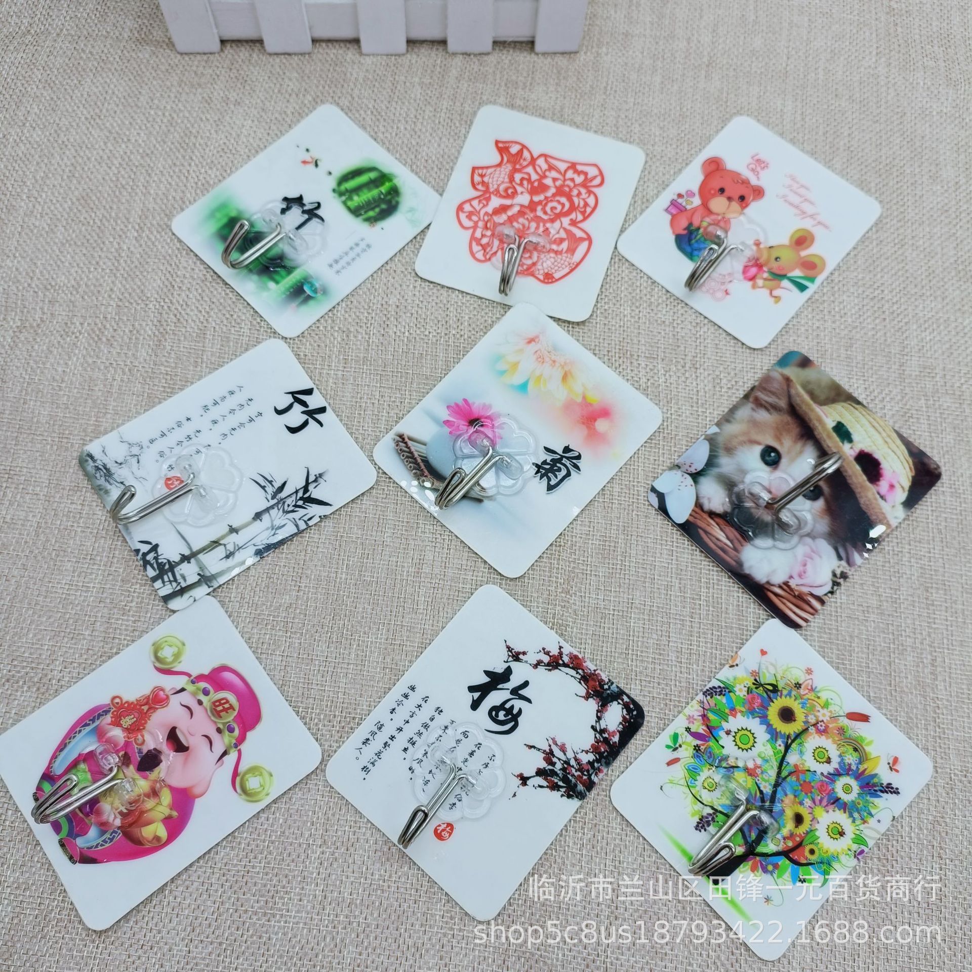 Large single hook coat hook non-perforated wall hook kitchen bathroom hook one dollar supply